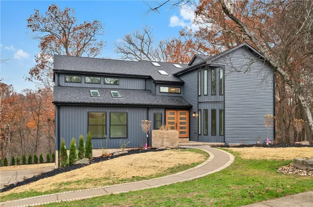 Luxury homes in McCandless