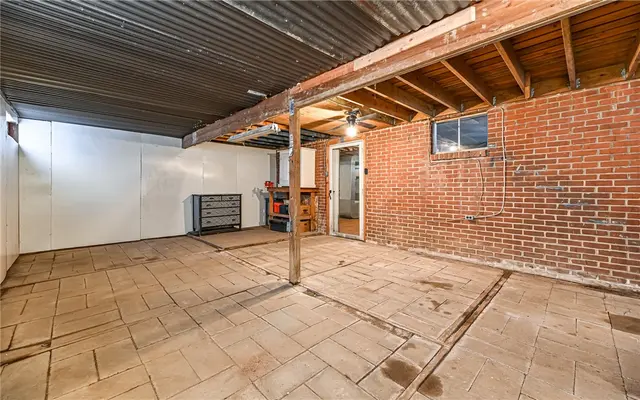 100 Berkeley Meadows Ct gallery image 2