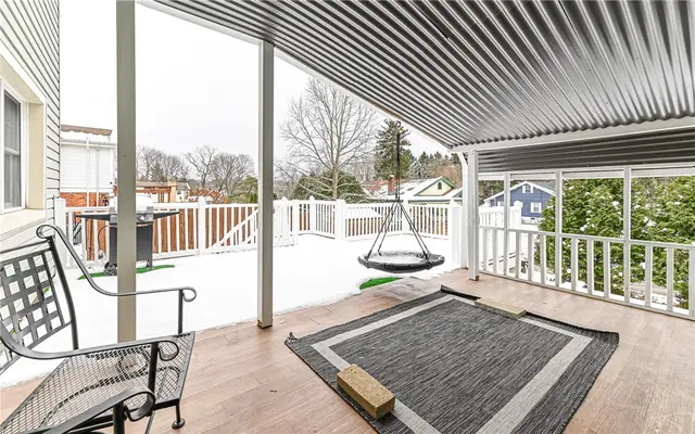 100 Berkeley Meadows Ct gallery image 14