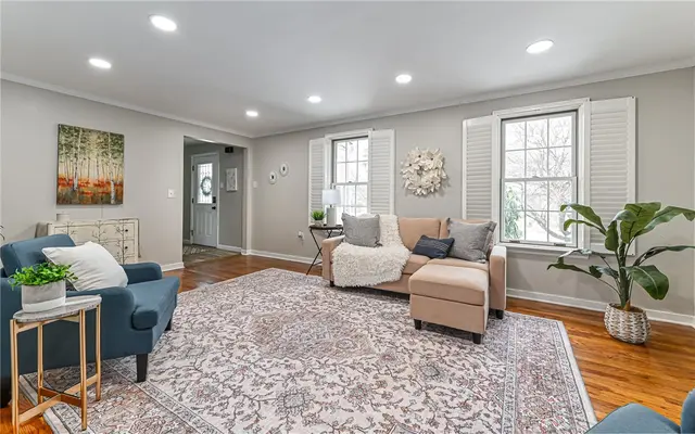 100 Berkeley Meadows Ct gallery image 22