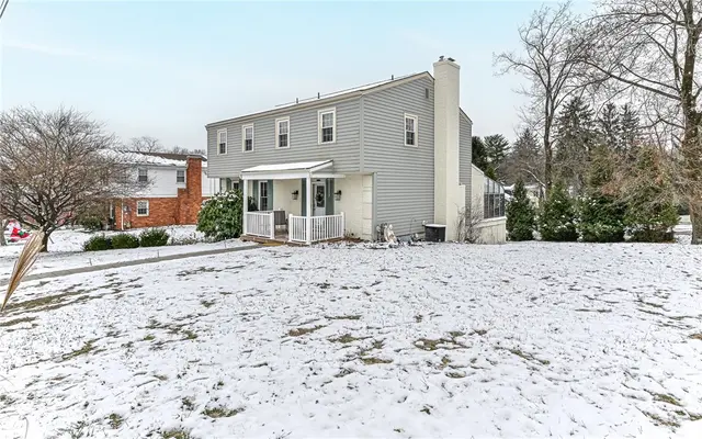 100 Berkeley Meadows Ct gallery image 23