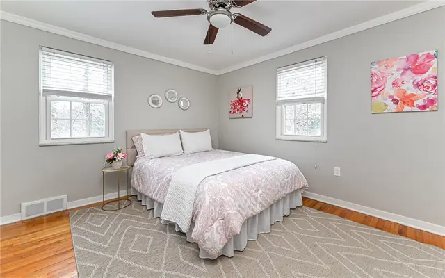 100 Berkeley Meadows Ct gallery image 31