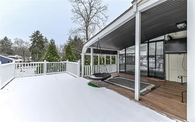 100 Berkeley Meadows Ct gallery image 34