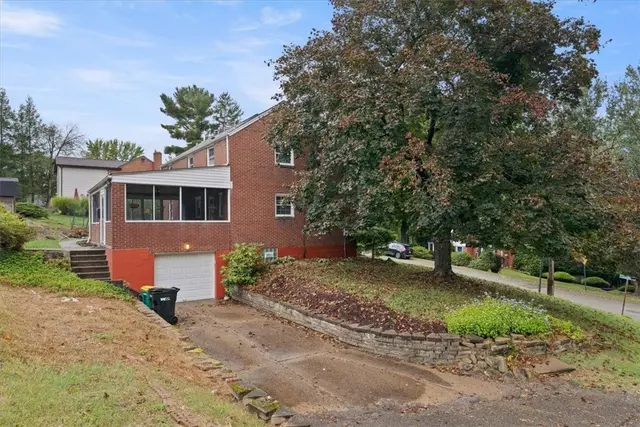 100 Harbeth Dr gallery image 35