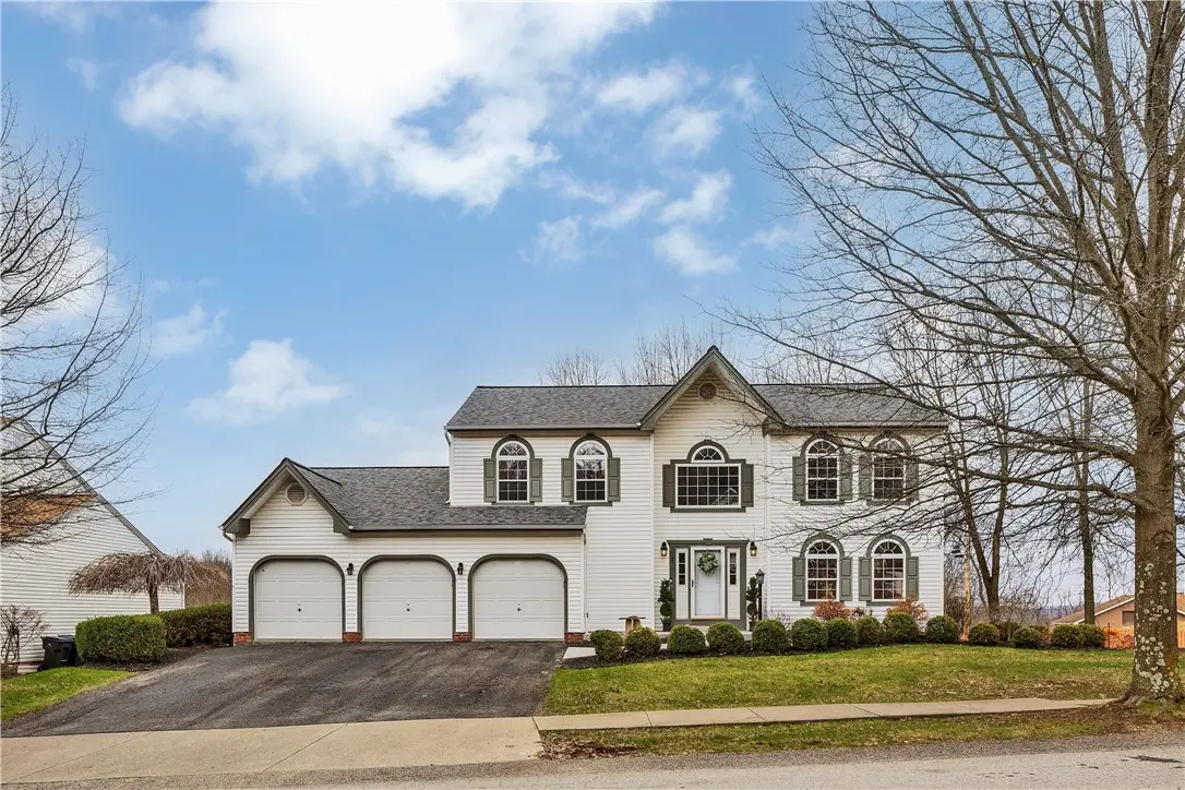100 Hazelwood Dr