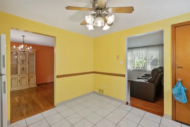 100 Longvue Dr gallery image 9