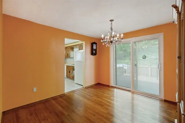 100 Longvue Dr gallery image 12