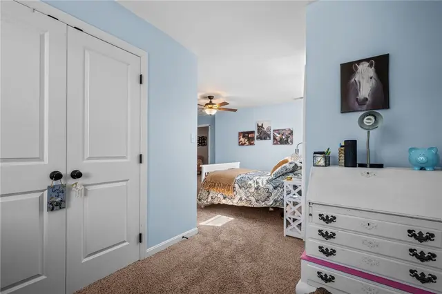 100 Wickerham Dr gallery image 38