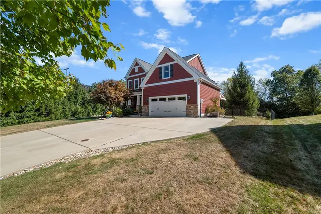 100 Wickerham Dr gallery image 46
