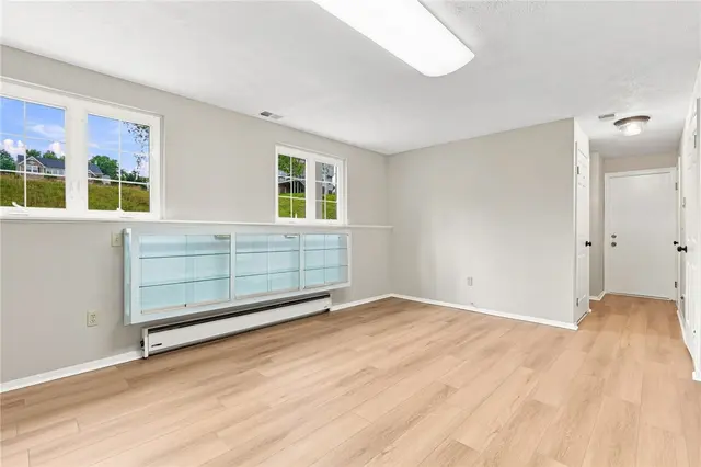 1001 Fassinger Lane gallery image 19