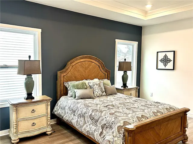 1002 Whistler Way gallery image 9