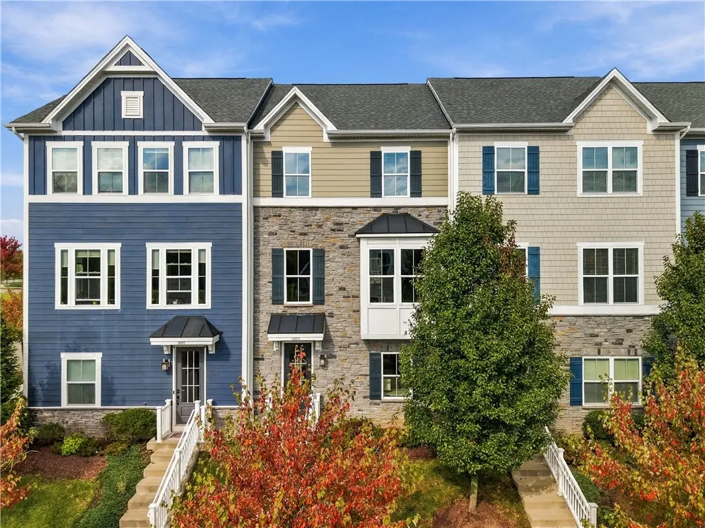 1003 Mohawk Lane