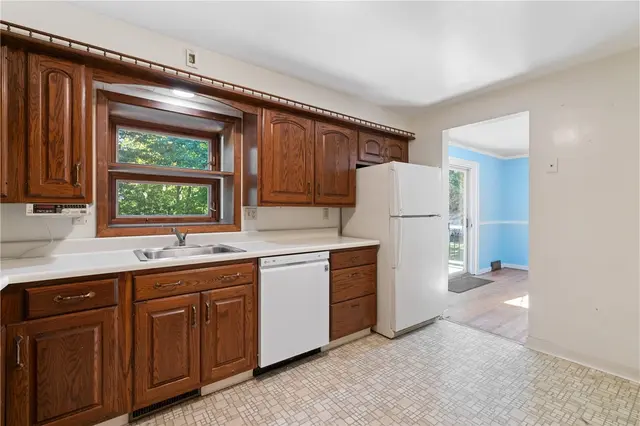 1003 Rutgers Dr gallery image 8