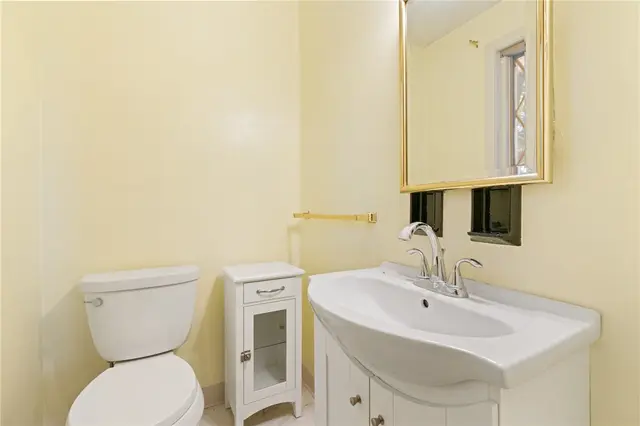 1003 Rutgers Dr gallery image 11