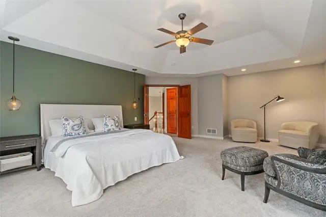 1004 Amy Place gallery image 20