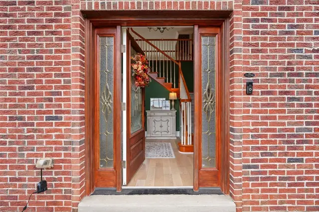 1004 Amy Place gallery image 33