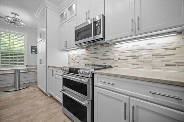 1005 Sonie Drive gallery image 32
