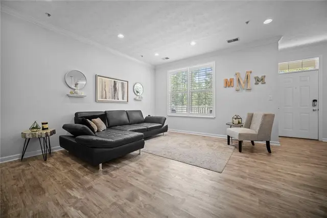 1005 Sonie Drive gallery image 34