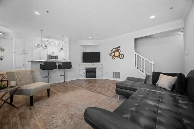 1005 Sonie Drive gallery image 36
