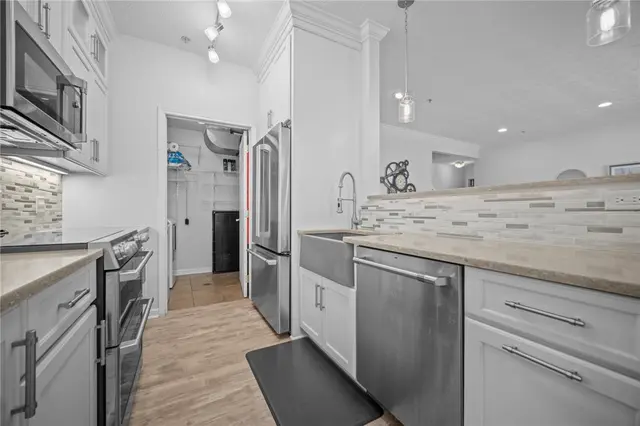 1005 Sonie Drive gallery image 37