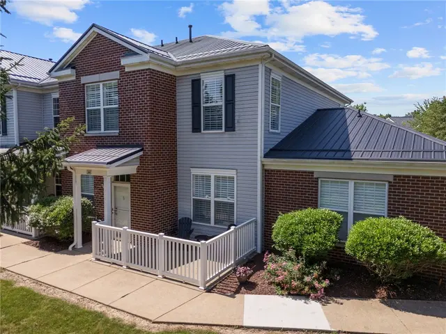 1005 Sonie Drive