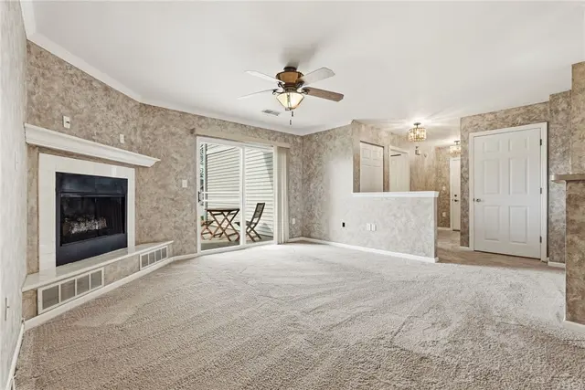 1006 Lenox Oval gallery image 37