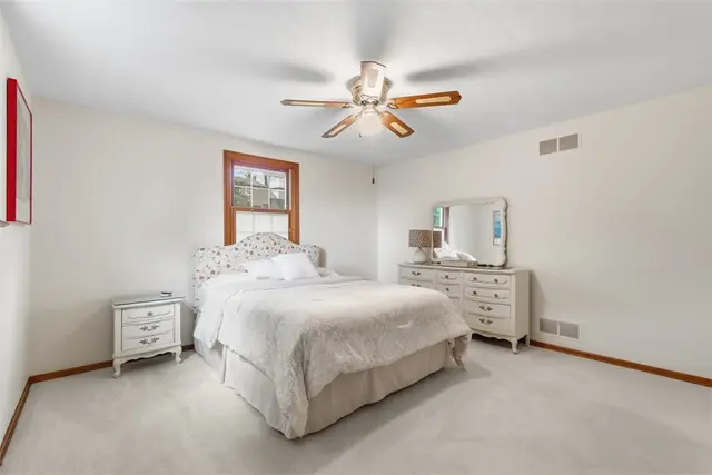 10062 Oakridge Drive gallery image 6