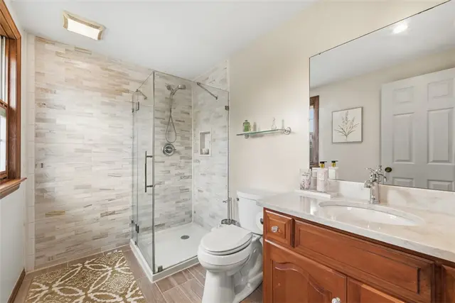 10062 Oakridge Drive gallery image 22