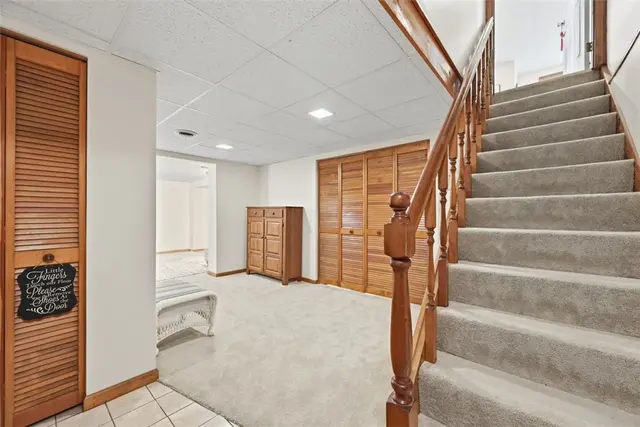 10062 Oakridge Drive gallery image 24