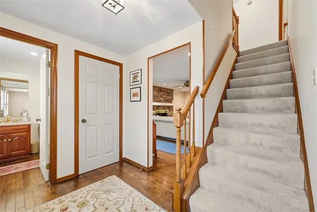 10062 Oakridge Drive gallery image 35