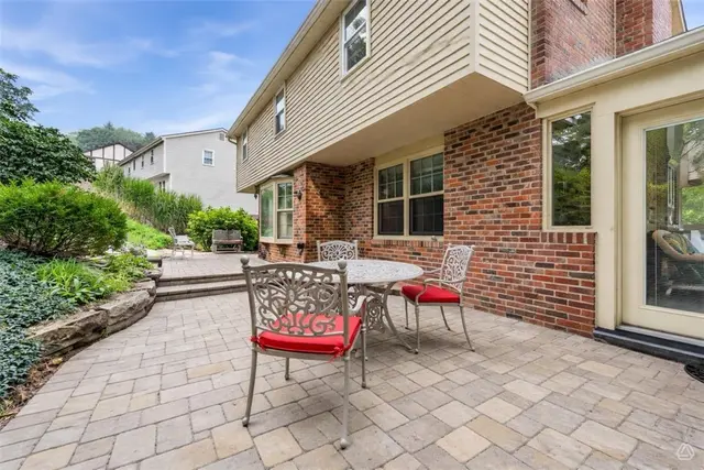 10062 Oakridge Drive gallery image 44