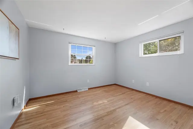 1007 Bernice Dr gallery image 3