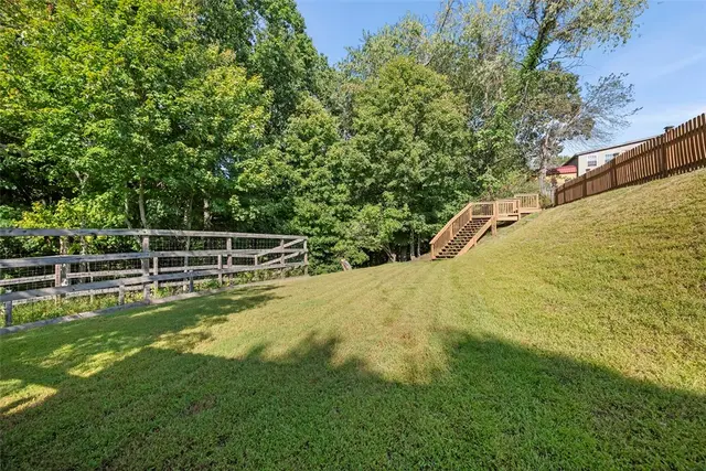 1007 Bernice Dr gallery image 4