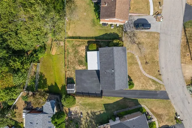 1007 Bernice Dr gallery image 17