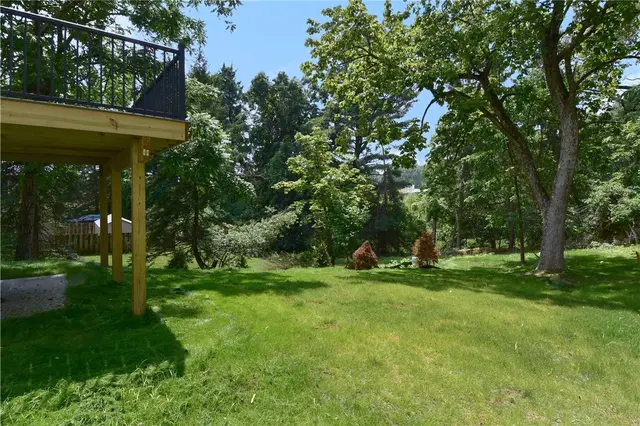 10071 Old Perry gallery image 18
