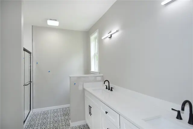10071 Old Perry gallery image 28