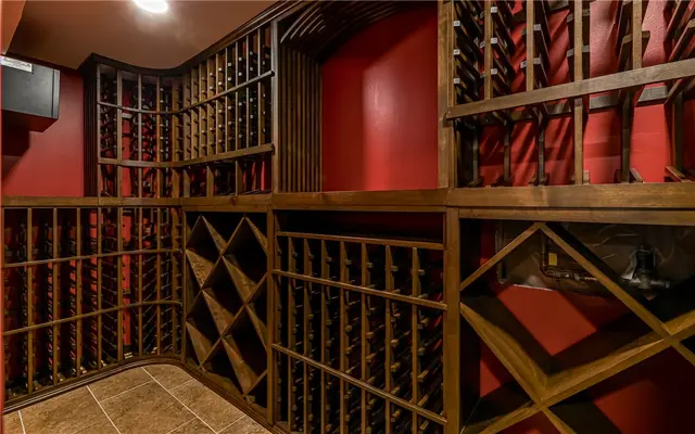 10073 Oakridge Drive gallery image 21
