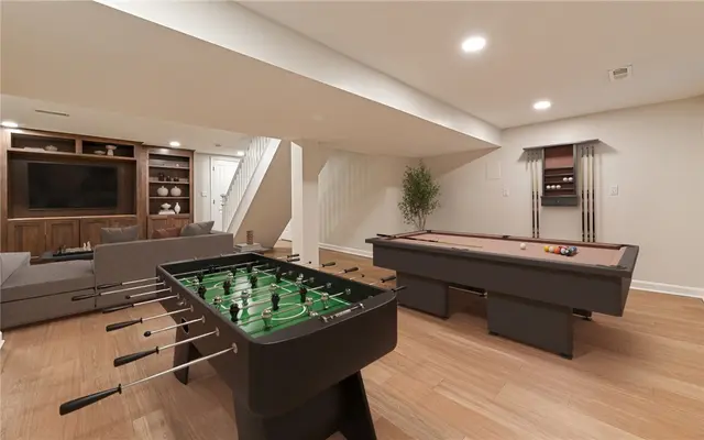 10073 Oakridge Drive gallery image 26