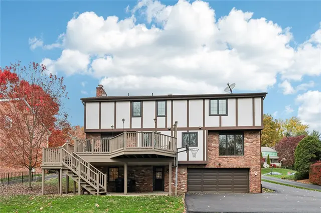 10073 Oakridge Drive gallery image 43