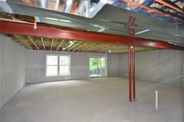 10075 Old Perry gallery image 31