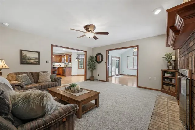 101 Brookshire Drive gallery image 11