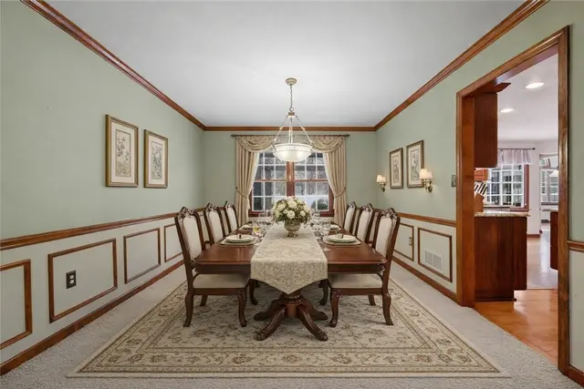 101 Brookshire Drive gallery image 13