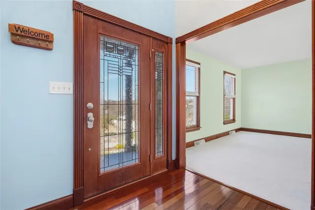101 Saige Court gallery image 4