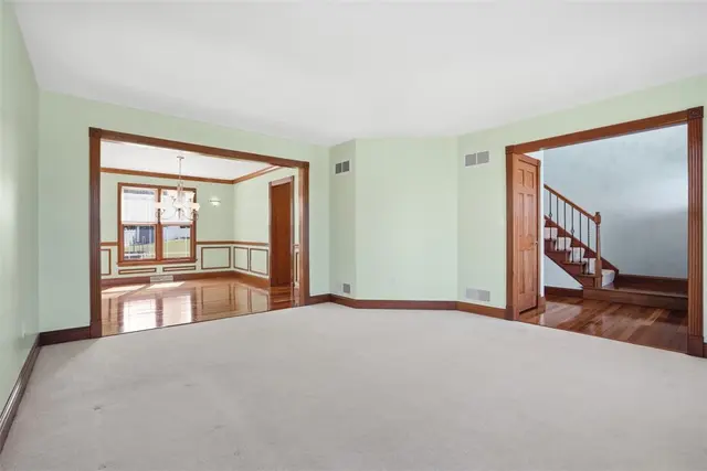 101 Saige Court gallery image 17