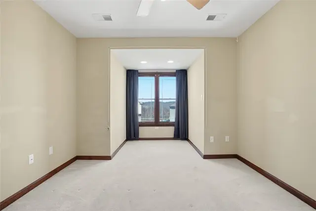 101 Saige Court gallery image 29