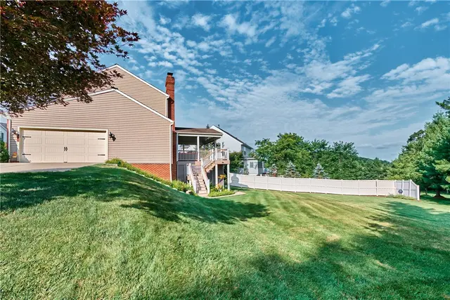 1010 Alpine Drive gallery image 9