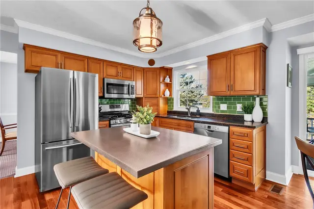 1010 Alpine Drive gallery image 30