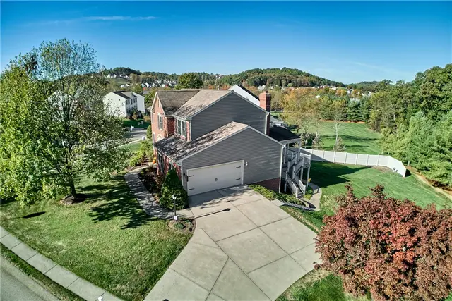 1010 Alpine Drive gallery image 31