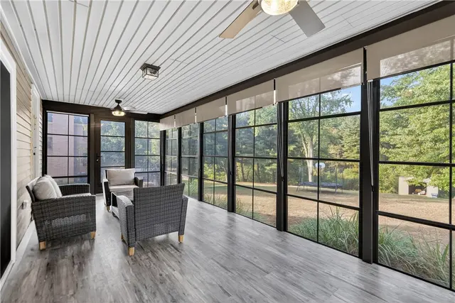 10107 Deer View Point gallery image 28