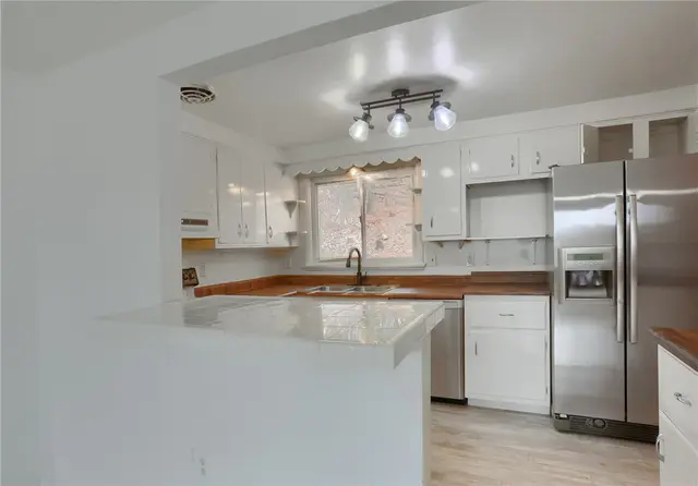 1012 Norton Drive gallery image 35
